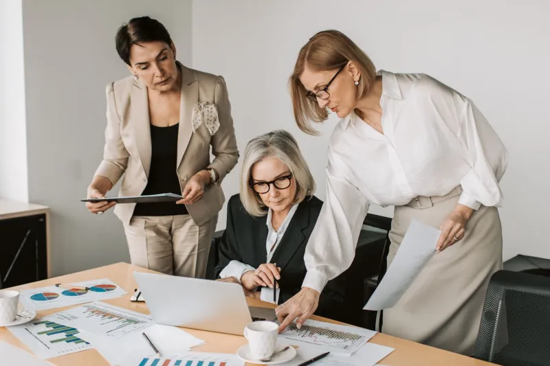 Experience as Obstacle: When Seasoned Leadership Becomes the Ceiling on Enterprise Intelligence